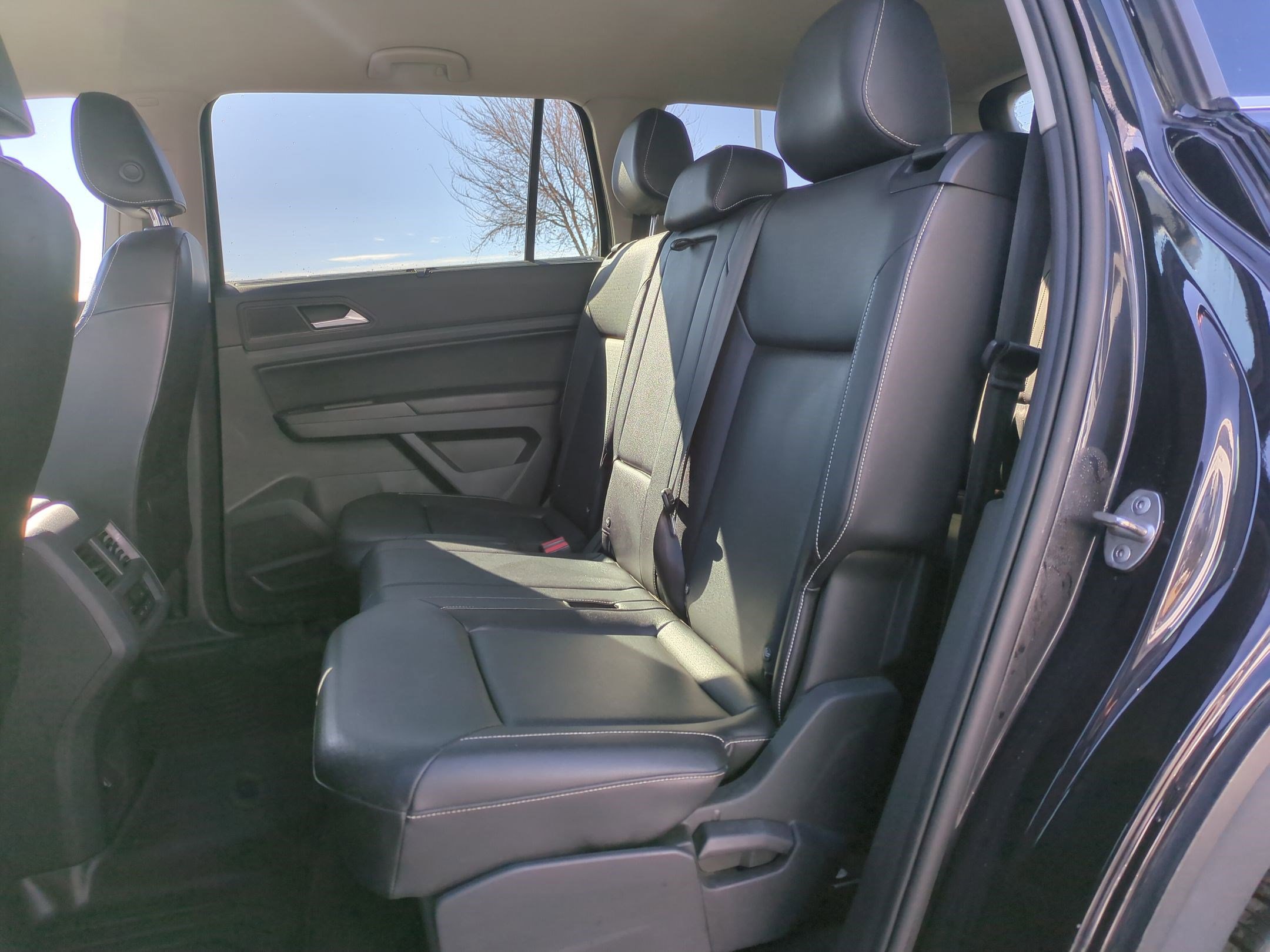 Used 2021 Volkswagen Atlas SE image 28