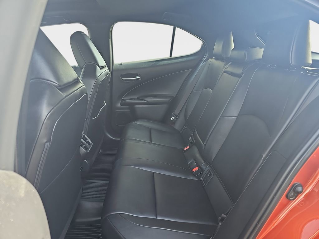 Certified 2020 Lexus UX 250h w/ Premium Package AWD/4WD image 17