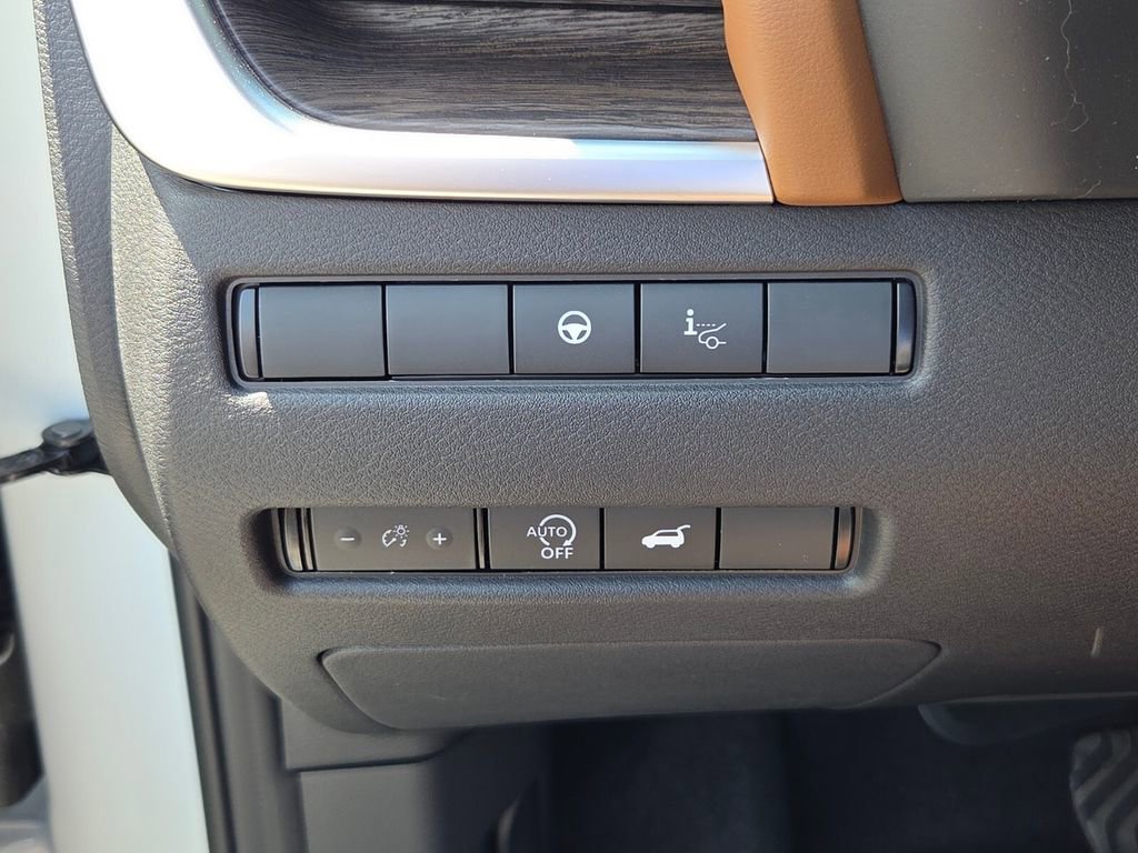 New 2026 Nissan Rogue Platinum image 25