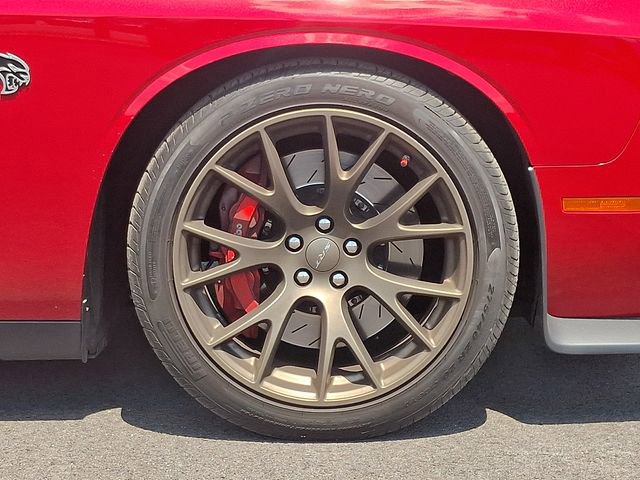 Used 2016 Dodge Challenger SRT Hellcat RWD image 7