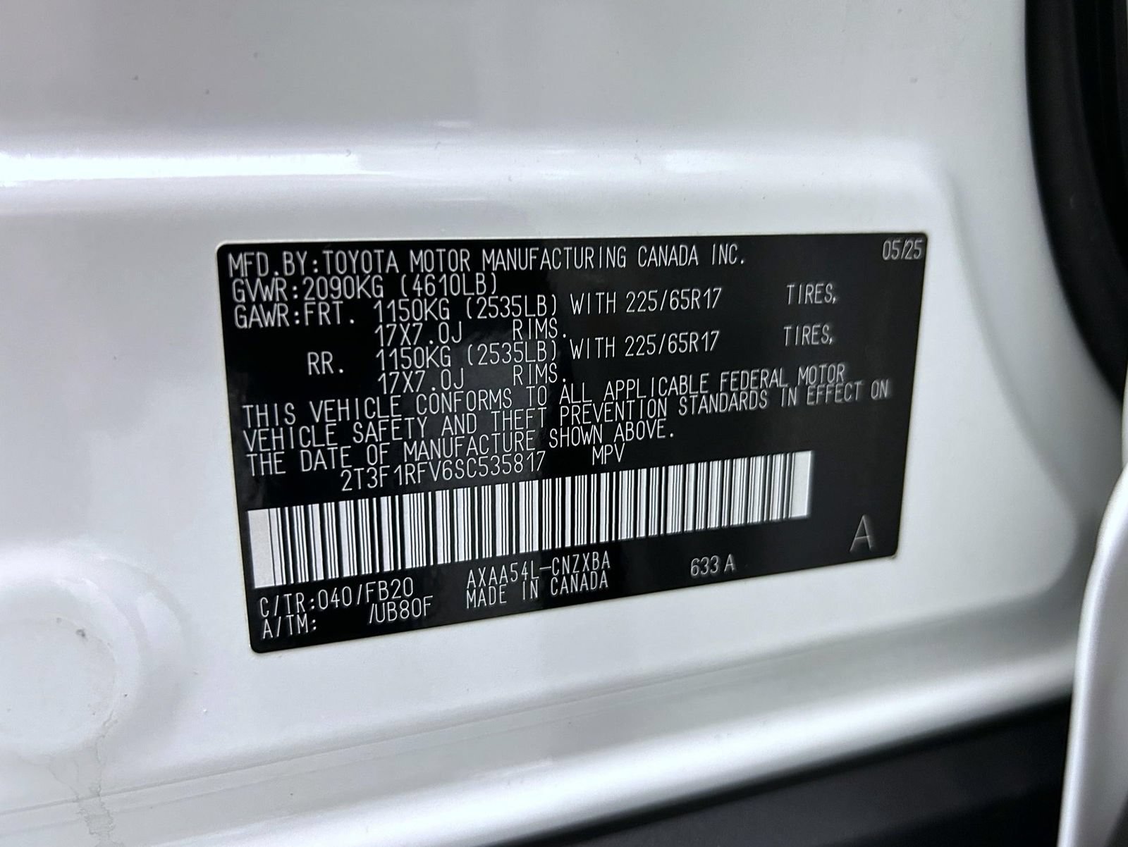 Used 2025 Toyota RAV4 LE AWD/4WD image 25