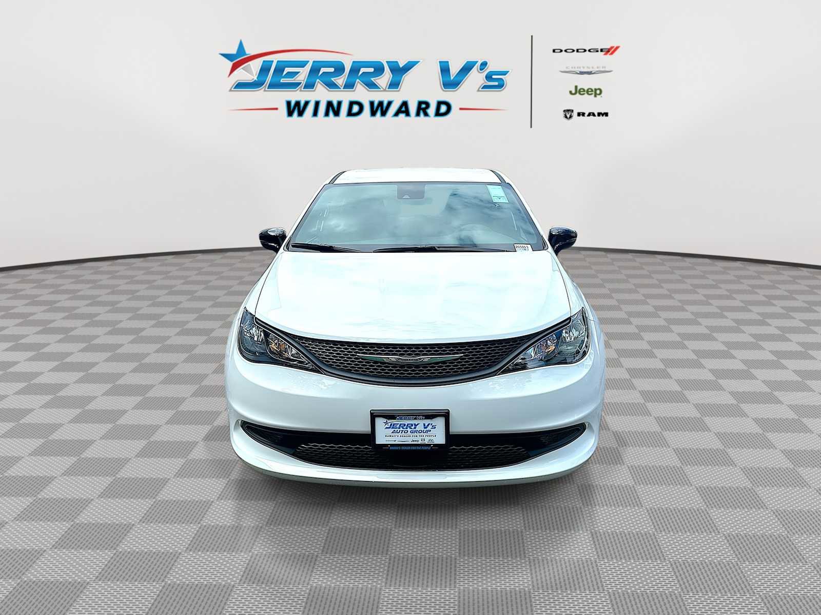 New 2026 Chrysler Voyager LX FWD image 3