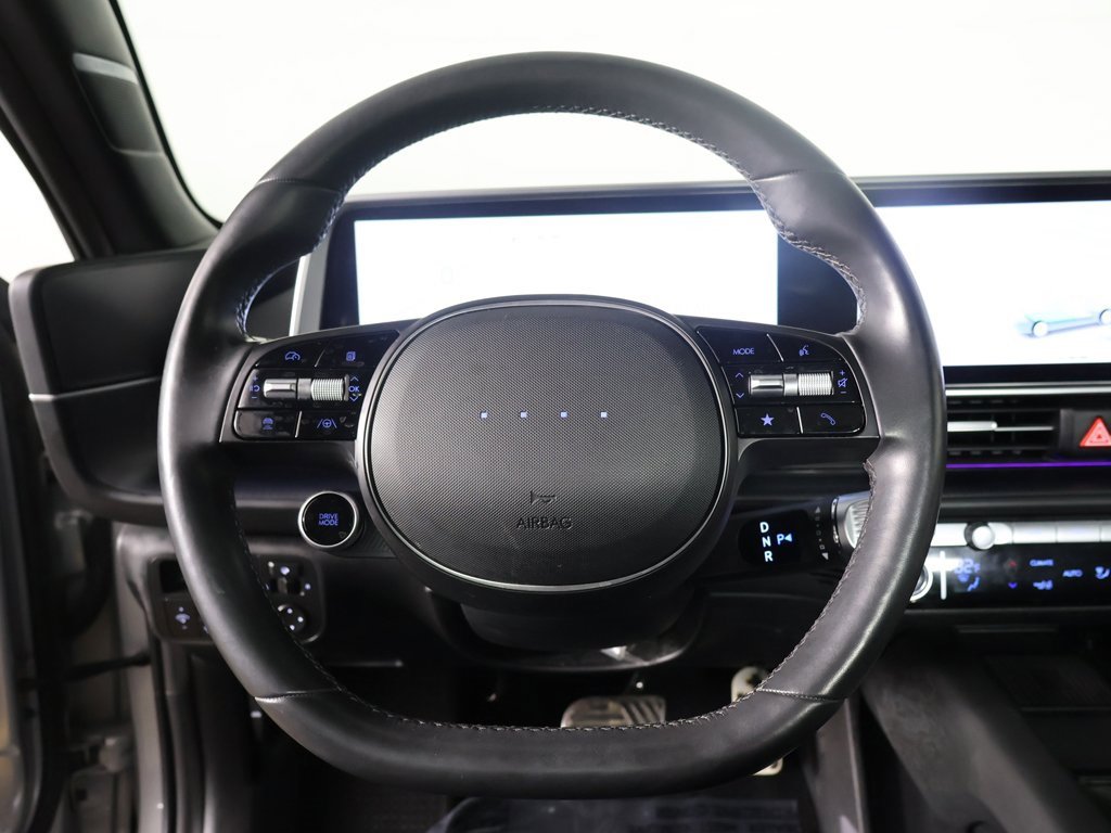 Used 2023 Hyundai Ioniq 6 Limited image 39