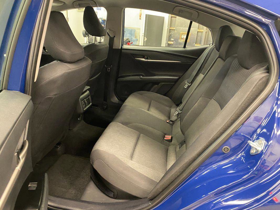 Used 2025 Toyota Camry LE image 12
