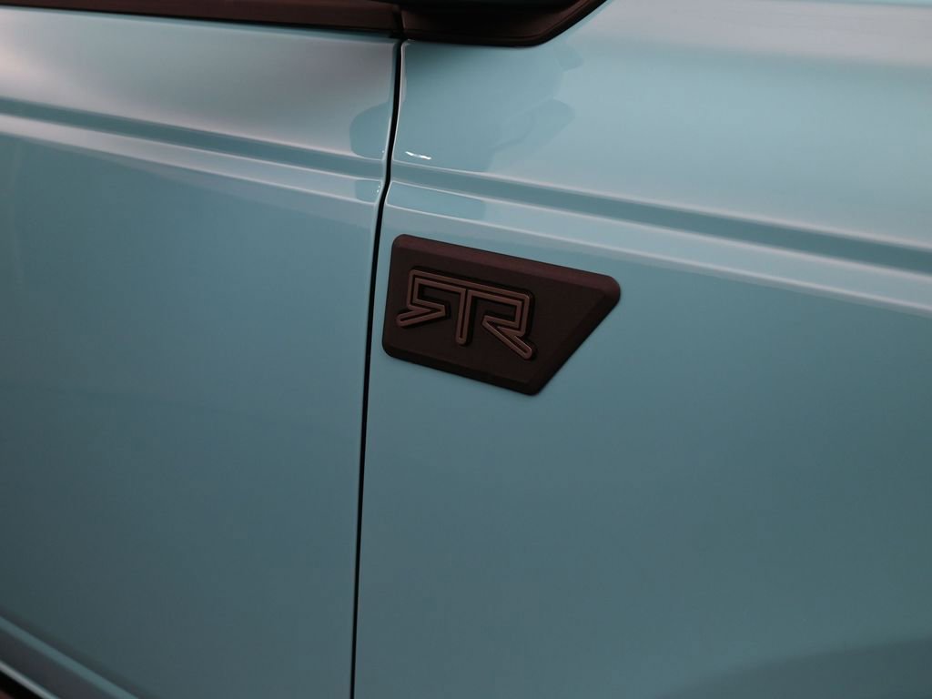 New 2025 Ford Bronco Badlands image 28