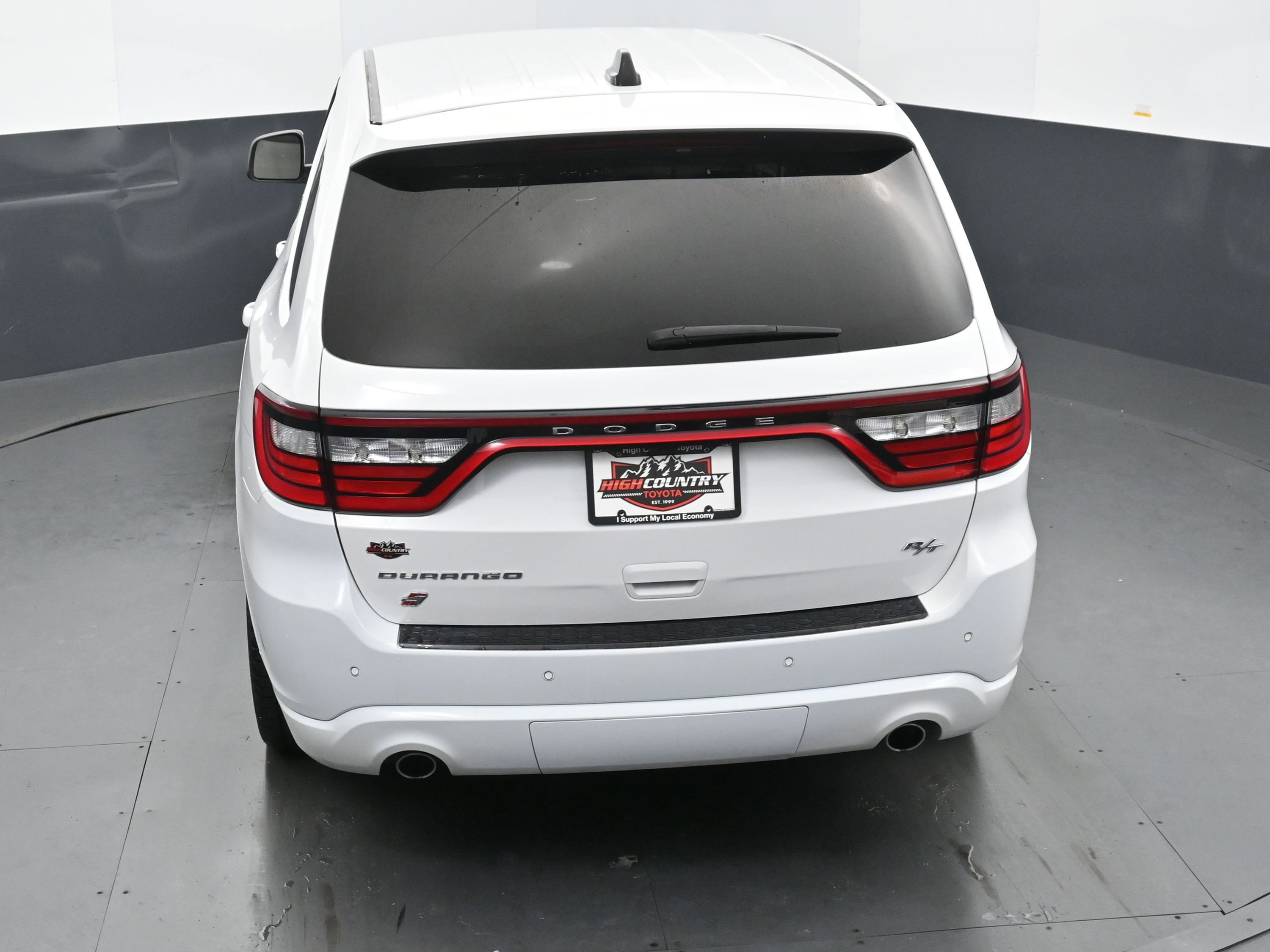 Used 2023 Dodge Durango R/T image 32