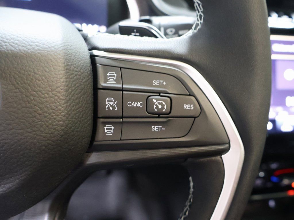 New 2025 Jeep Grand Cherokee Laredo X image 28