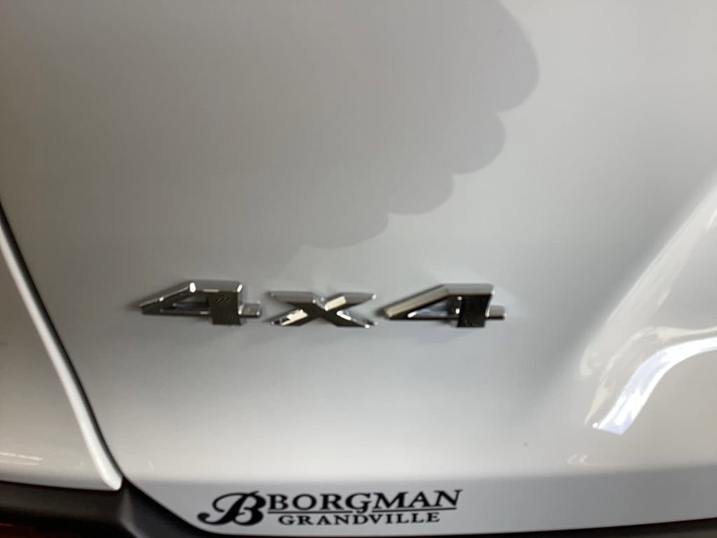 Used 2022 Jeep Cherokee Limited w/ Elite Package image 38