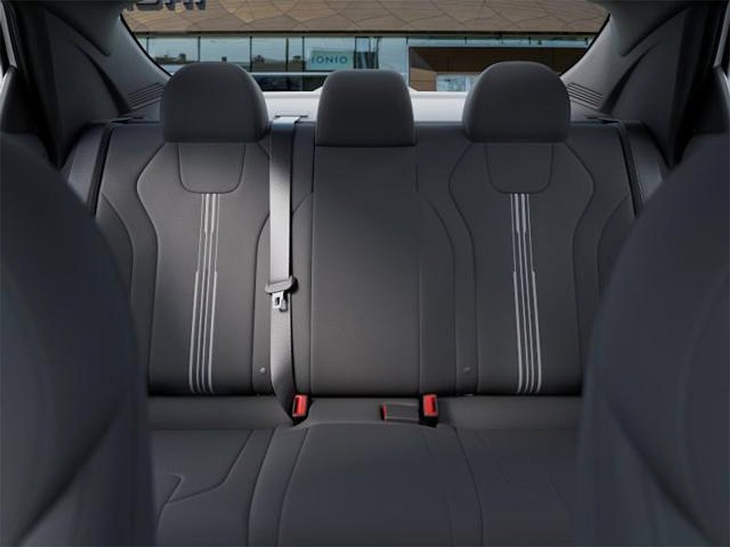 New 2026 Hyundai Elantra Blue image 12