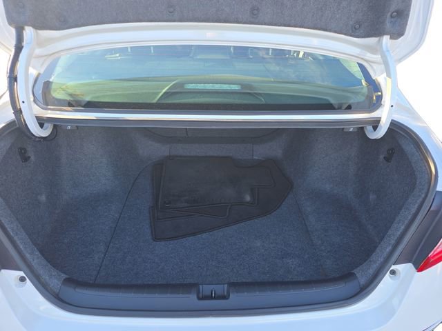 Used 2018 Honda Accord Touring image 26