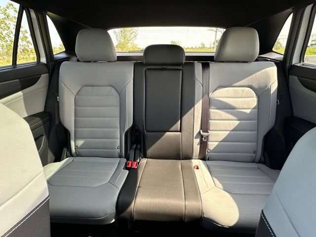 New 2026 Volkswagen Atlas Cross Sport SEL R-Line AWD/4WD image 23