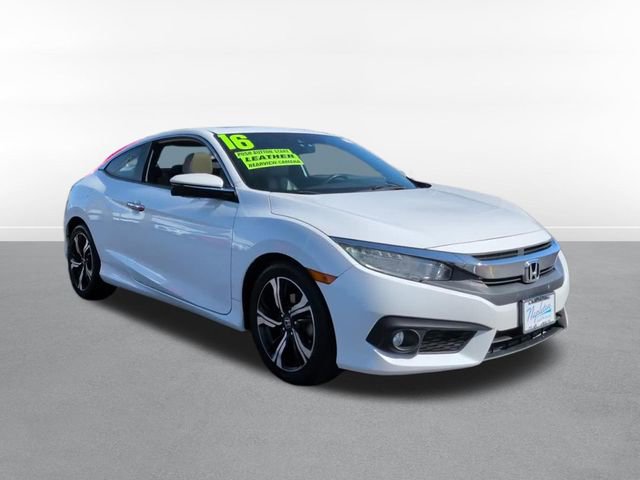 Used 2016 Honda Civic Touring image 3