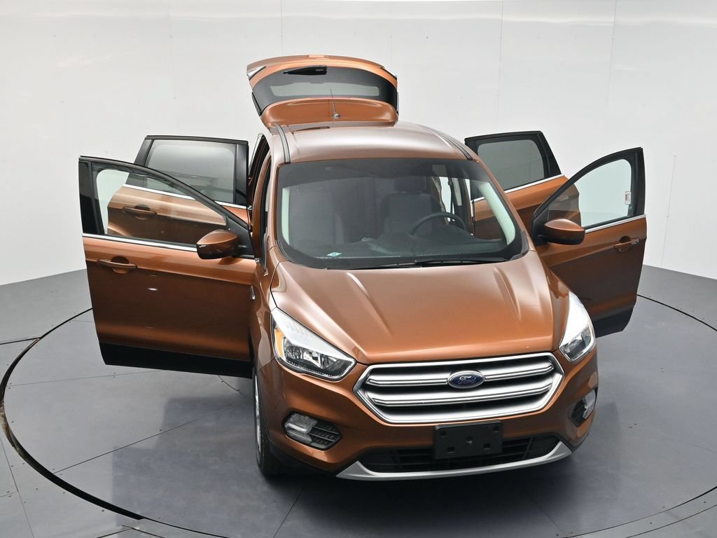 Used 2017 Ford Escape SE AWD/4WD image 50