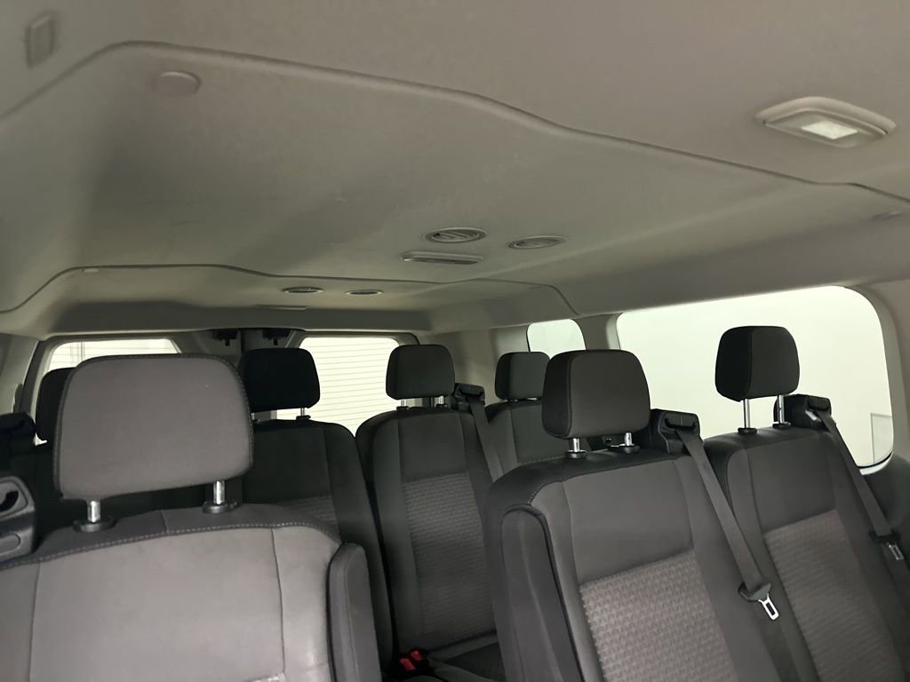 Used 2023 Ford Transit 350 XLT image 23