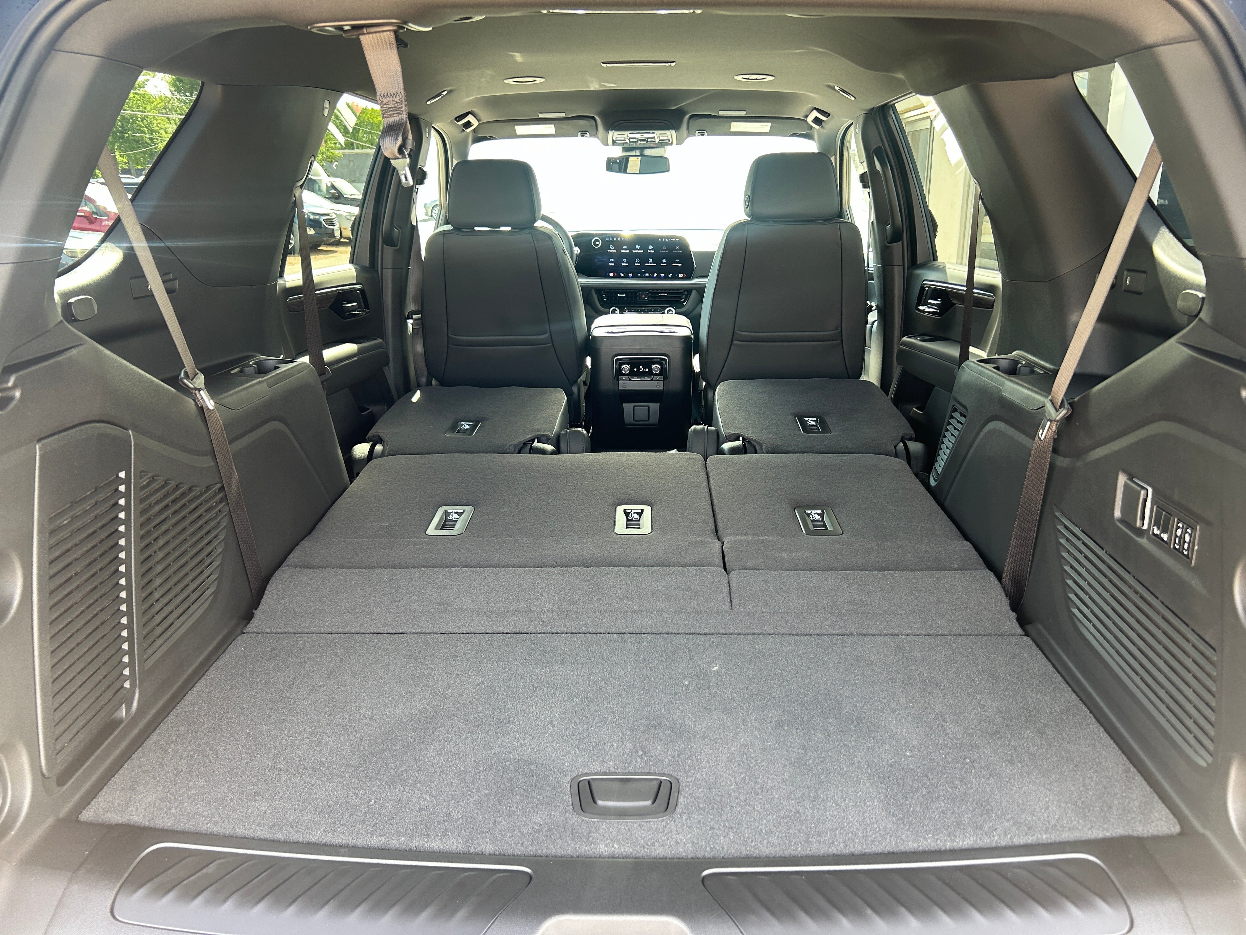 New 2026 Chevrolet Tahoe LT w/ Comfort Package AWD/4WD image 38
