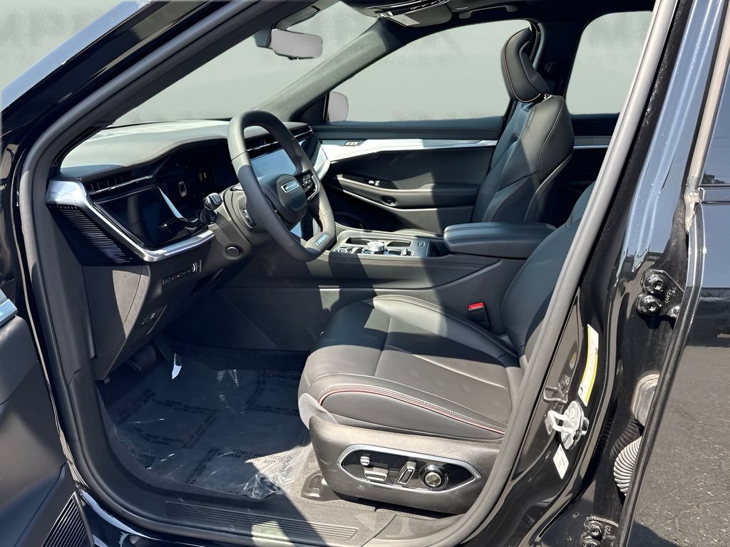Used 2024 Jeep Wagoneer Launch Edition AWD/4WD image 9