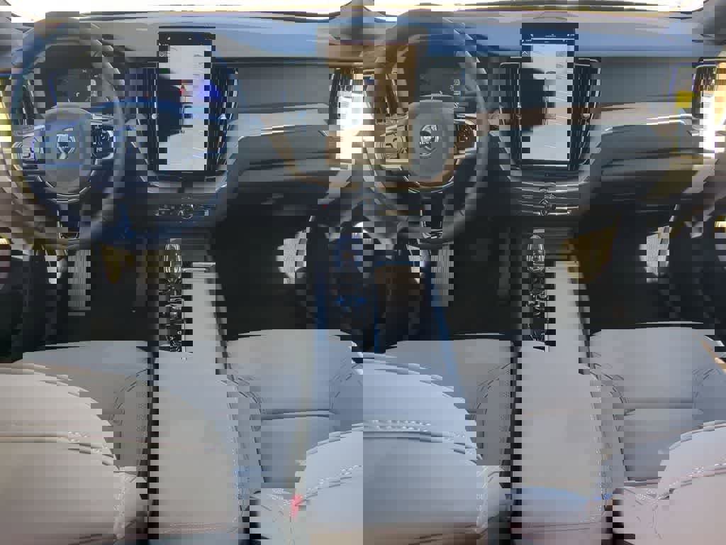 New 2026 Volvo XC60 T8 Plus w/ Protection Package Premier image 14