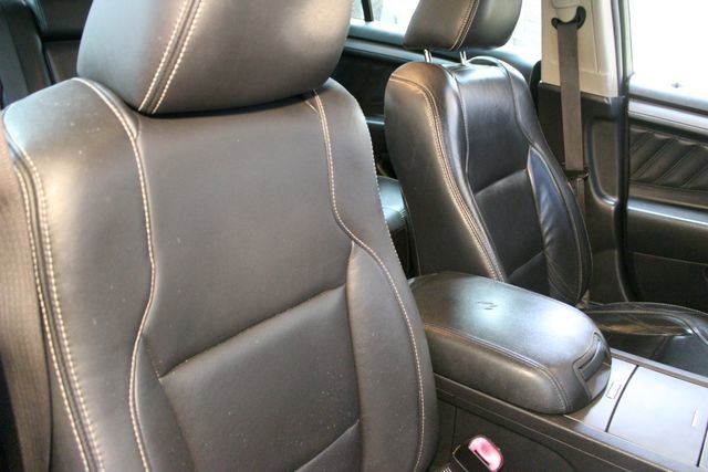 Used 2012 Ford Taurus SEL FWD image 10