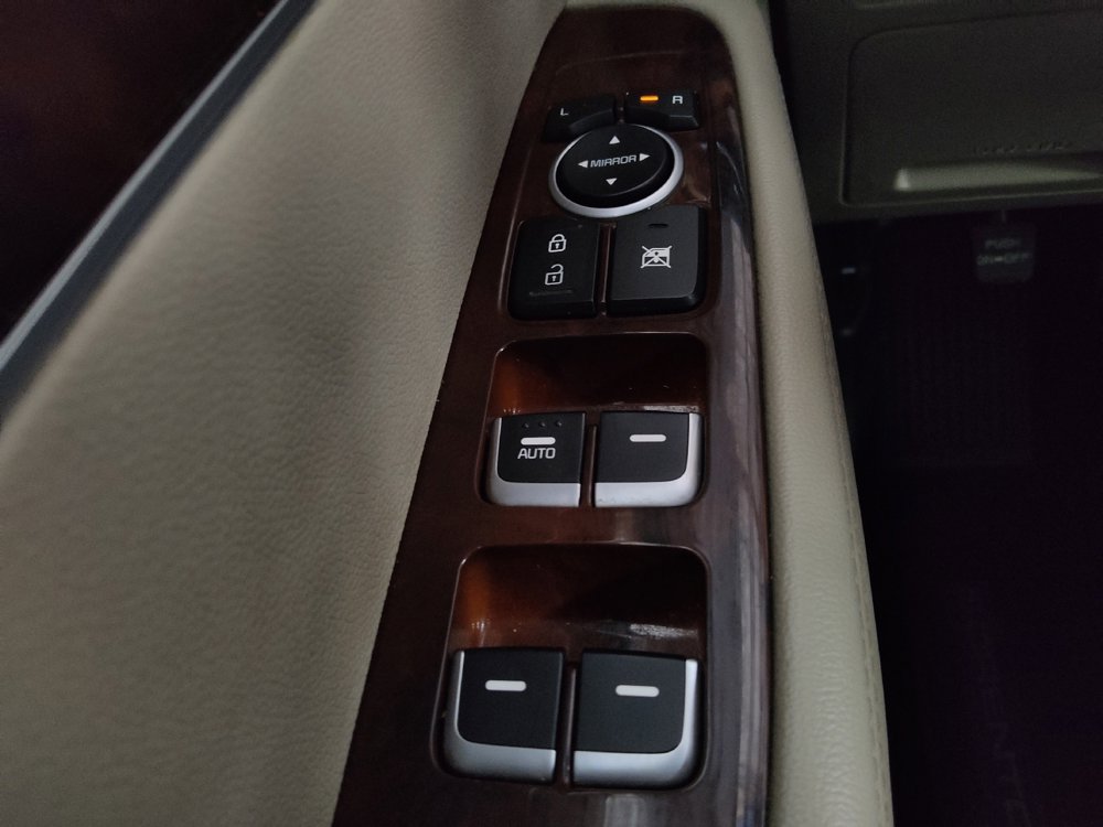 Used 2017 Kia Sorento EX image 27