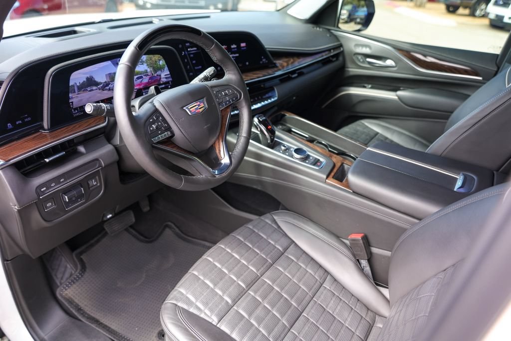 Used 2023 Cadillac Escalade Sport Platinum RWD image 10