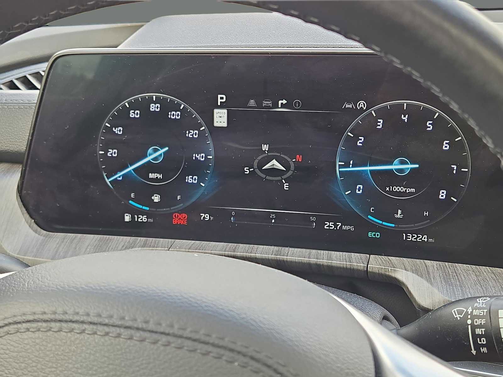 Used 2024 Kia Telluride SX w/ Towing Package image 53