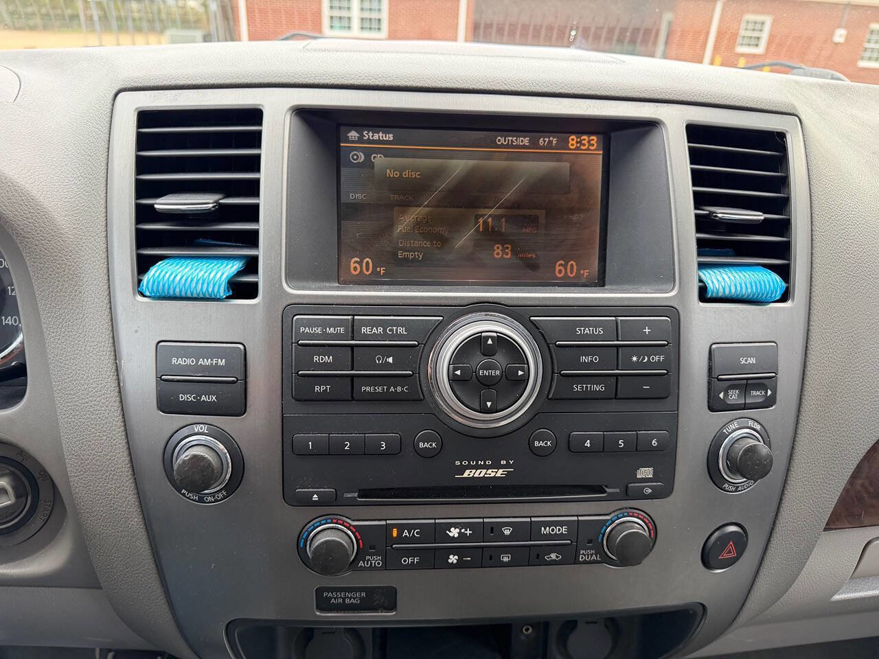 Used 2010 Nissan Armada Titanium RWD image 17