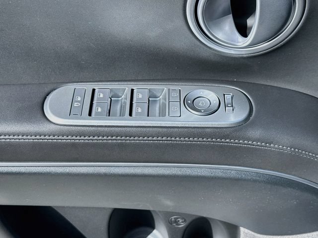 Certified 2026 Hyundai Palisade SEL Premium FWD image 18
