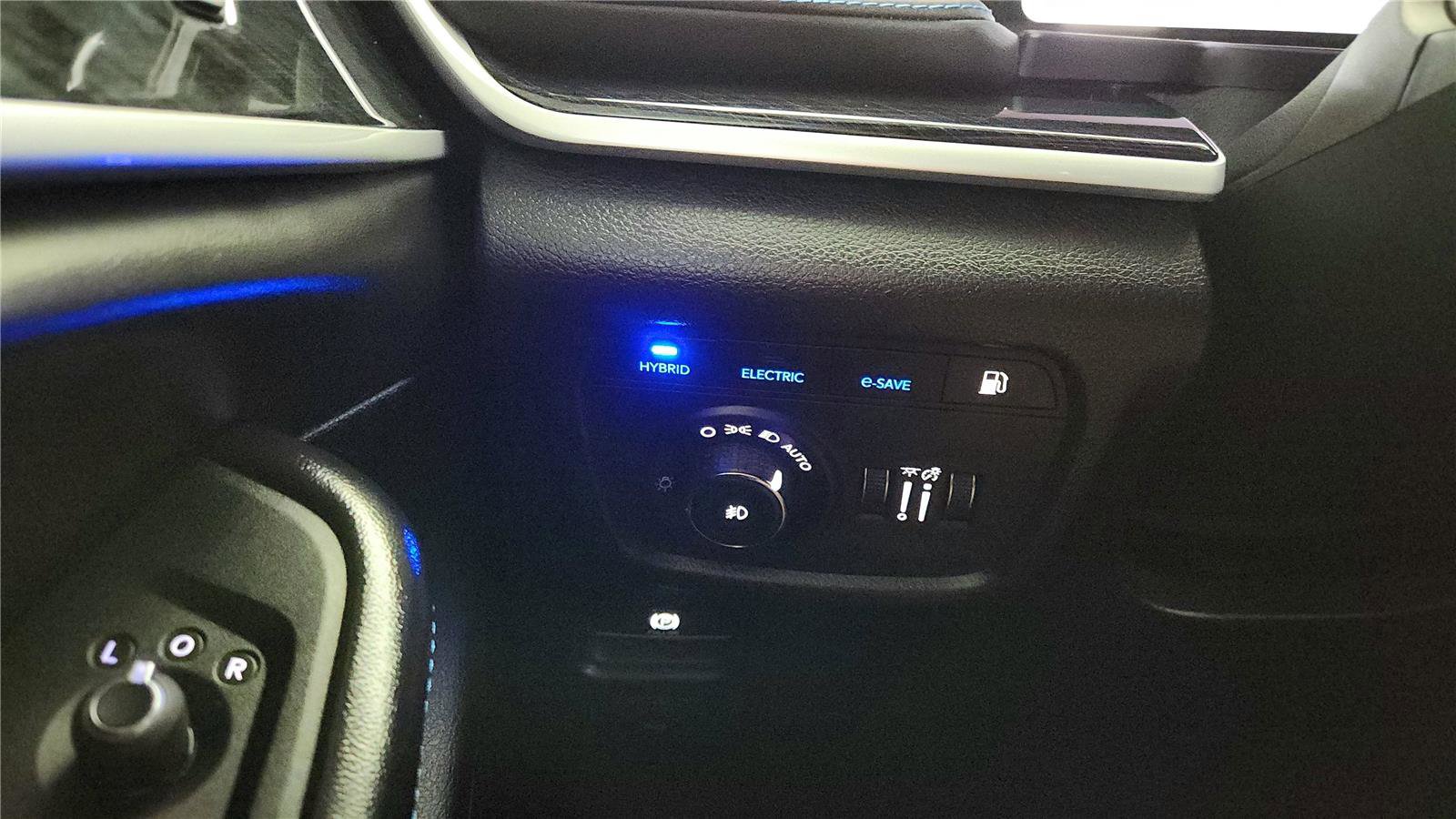 Used 2024 Jeep Grand Cherokee Trailhawk w/ Luxury Tech Group III image 40