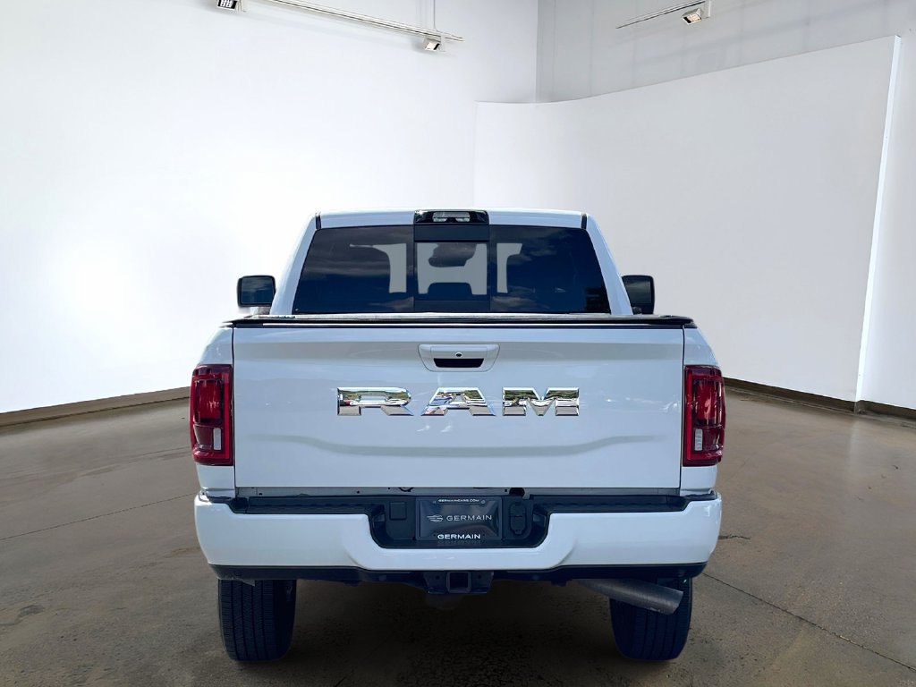Used 2025 RAM 2500 Laramie AWD/4WD image 5