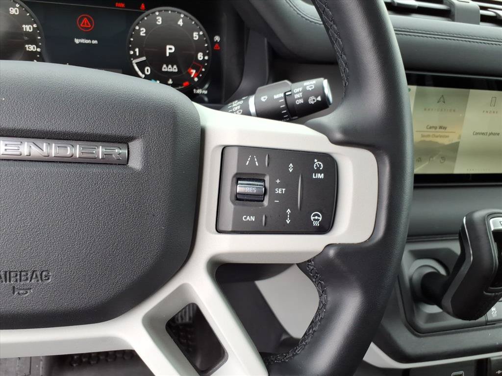 Used 2024 Land Rover Defender 110 X-Dynamic SE AWD/4WD image 17