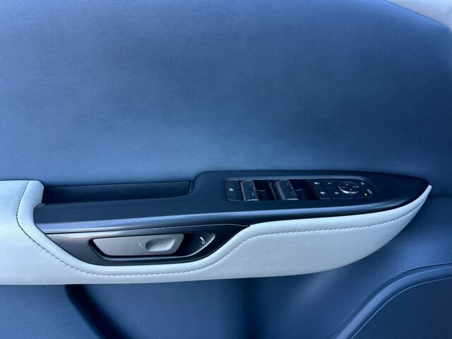 Used 2024 Lexus RZ 300e Premium w/ Technology Package FWD image 11