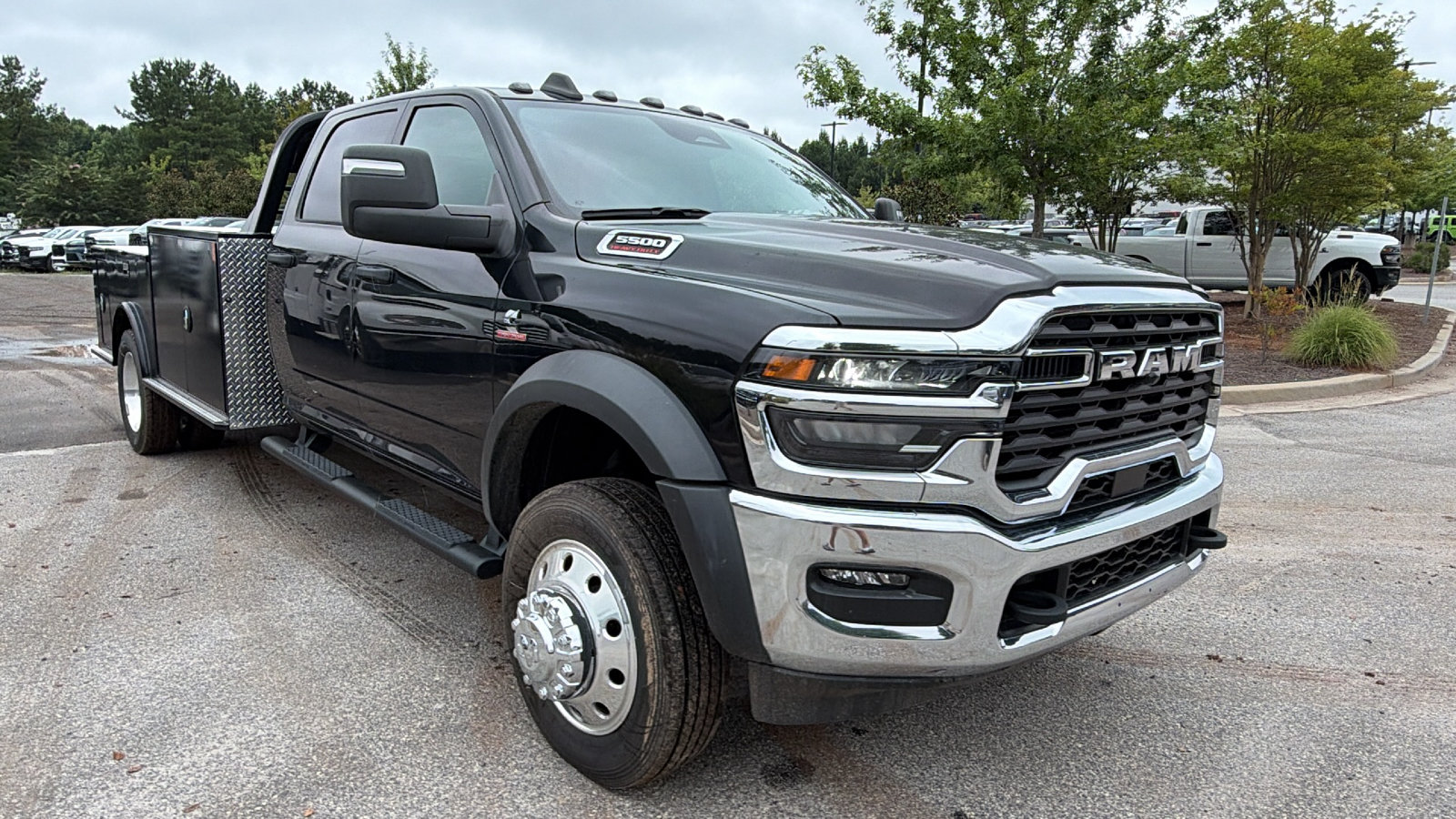 New 2025 RAM 5500 Tradesman w/ Safety Group AWD/4WD image 5