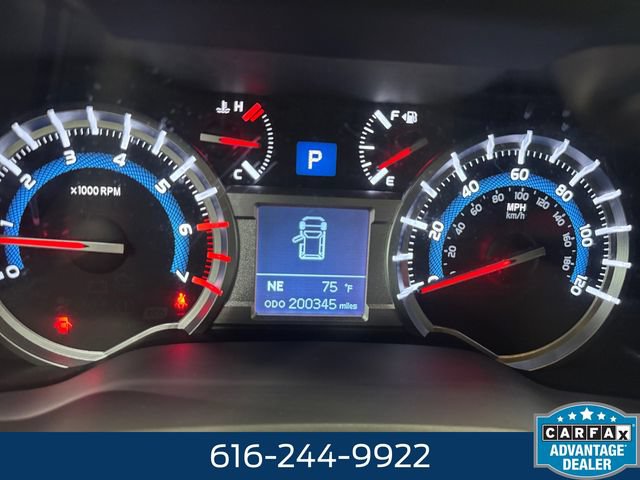 Used 2015 Toyota 4Runner SR5 AWD/4WD image 2