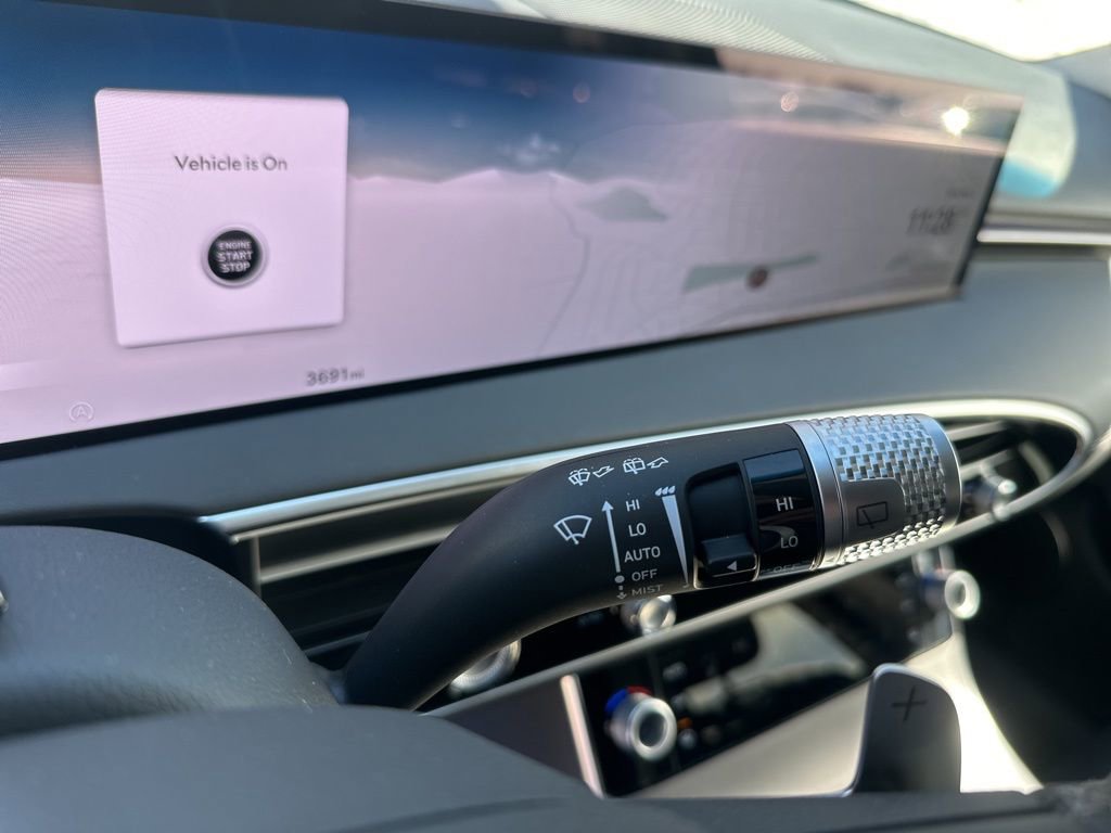 Used 2026 Genesis GV70 2.5T Advanced image 13