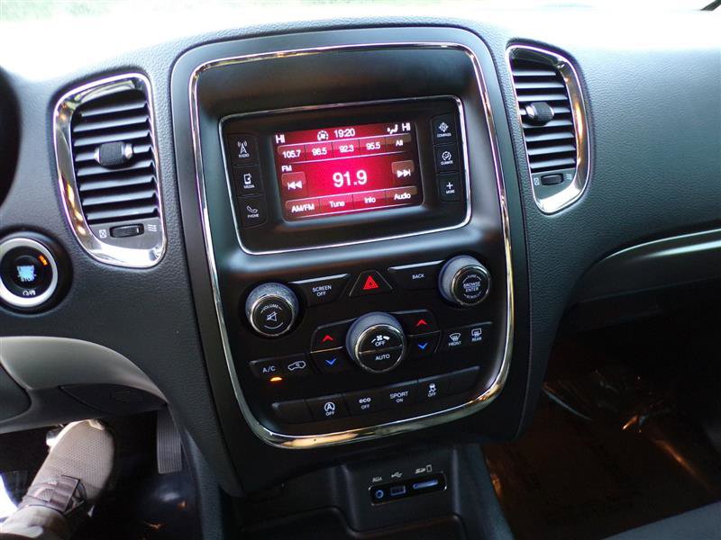 Used 2016 Dodge Durango SXT image 35