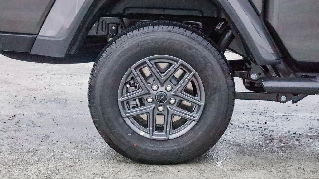 New 2026 Jeep Gladiator Sport image 12