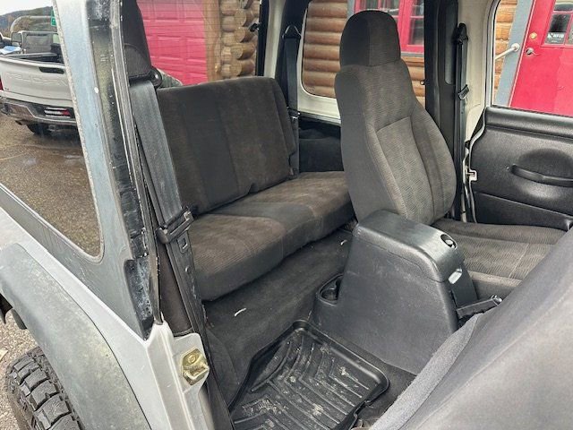 Used 2003 Jeep Wrangler X AWD/4WD image 24