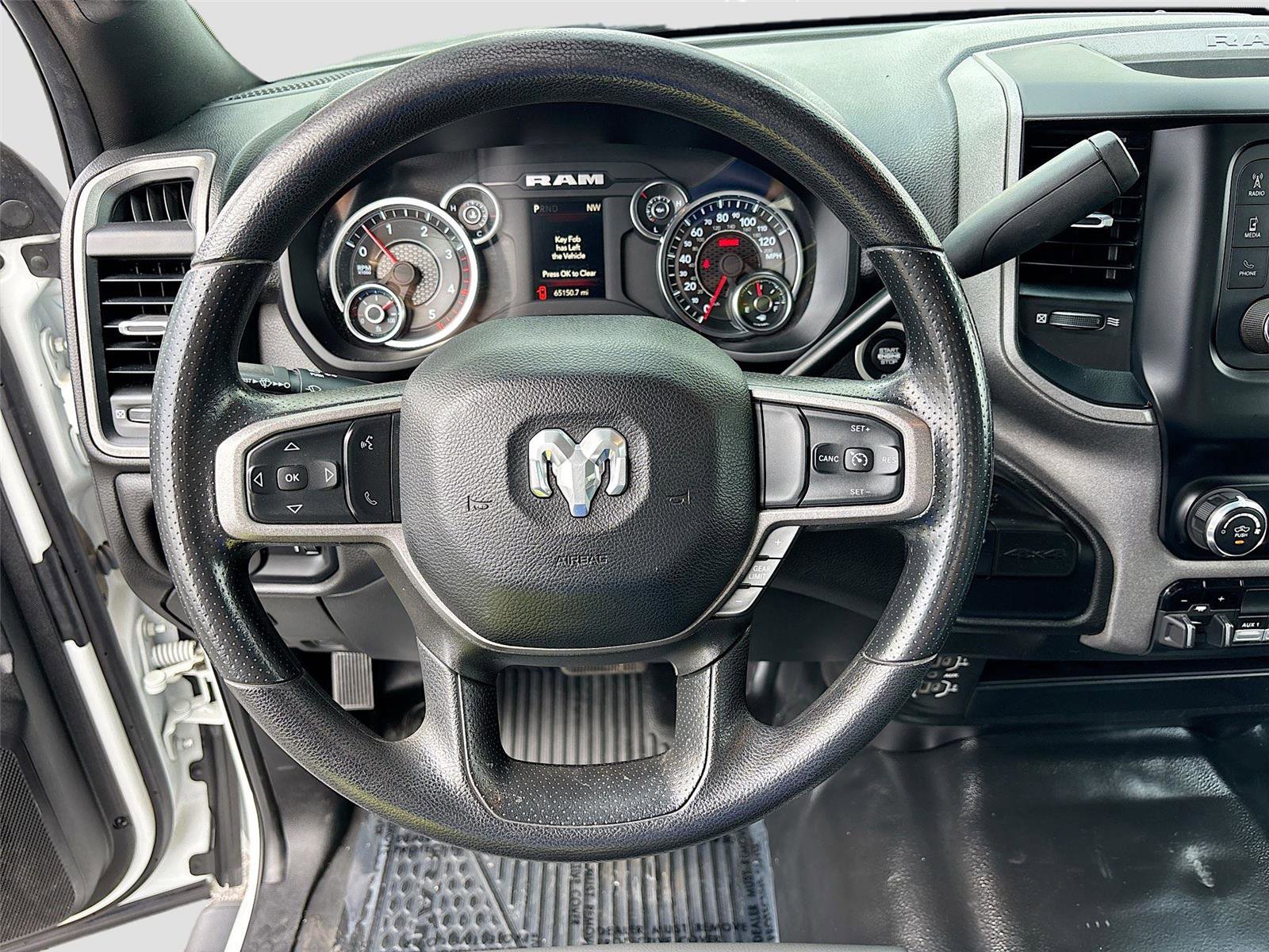 Used 2024 RAM 2500 Tradesman w/ Chrome Appearance Group image 13