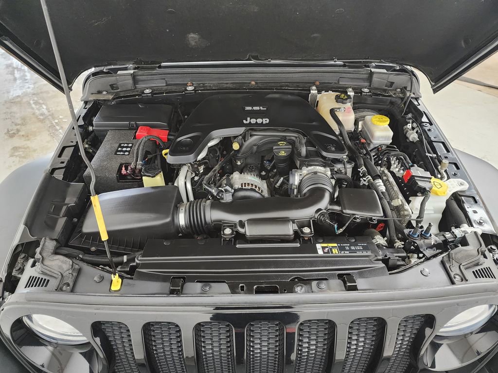 Used 2018 Jeep Wrangler Unlimited Sport image 33