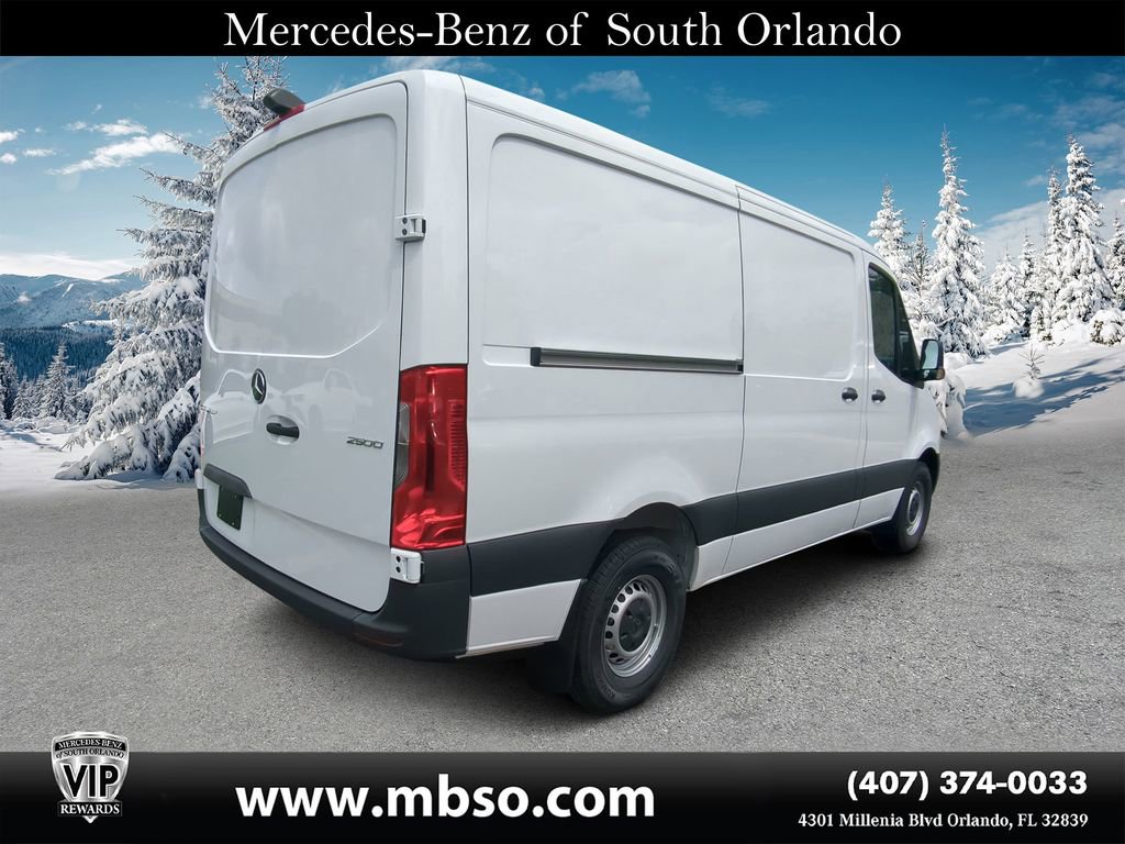Used 2025 Mercedes-Benz Sprinter 2500 image 14
