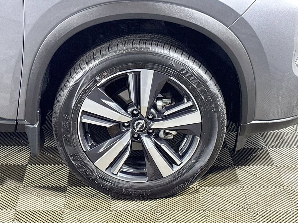 Used 2024 Nissan Rogue SL AWD/4WD image 23