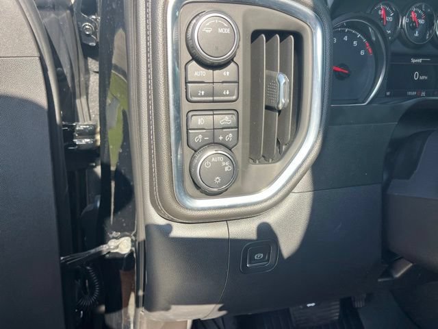 Used 2021 Chevrolet Silverado 1500 LT Trail Boss w/ Convenience Package II AWD/4WD image 20