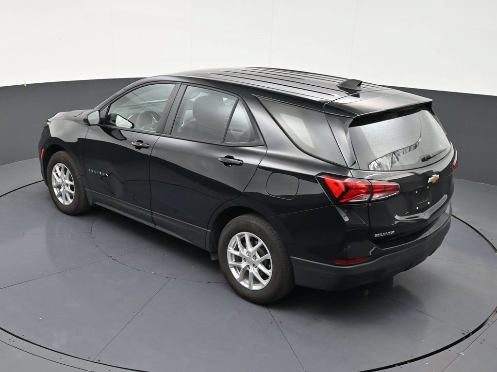 Used 2024 Chevrolet Equinox LS FWD image 14
