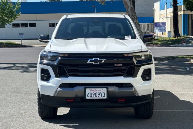 Used 2024 Chevrolet Colorado Z71 w/ Z71 Convenience Package 2 image 9