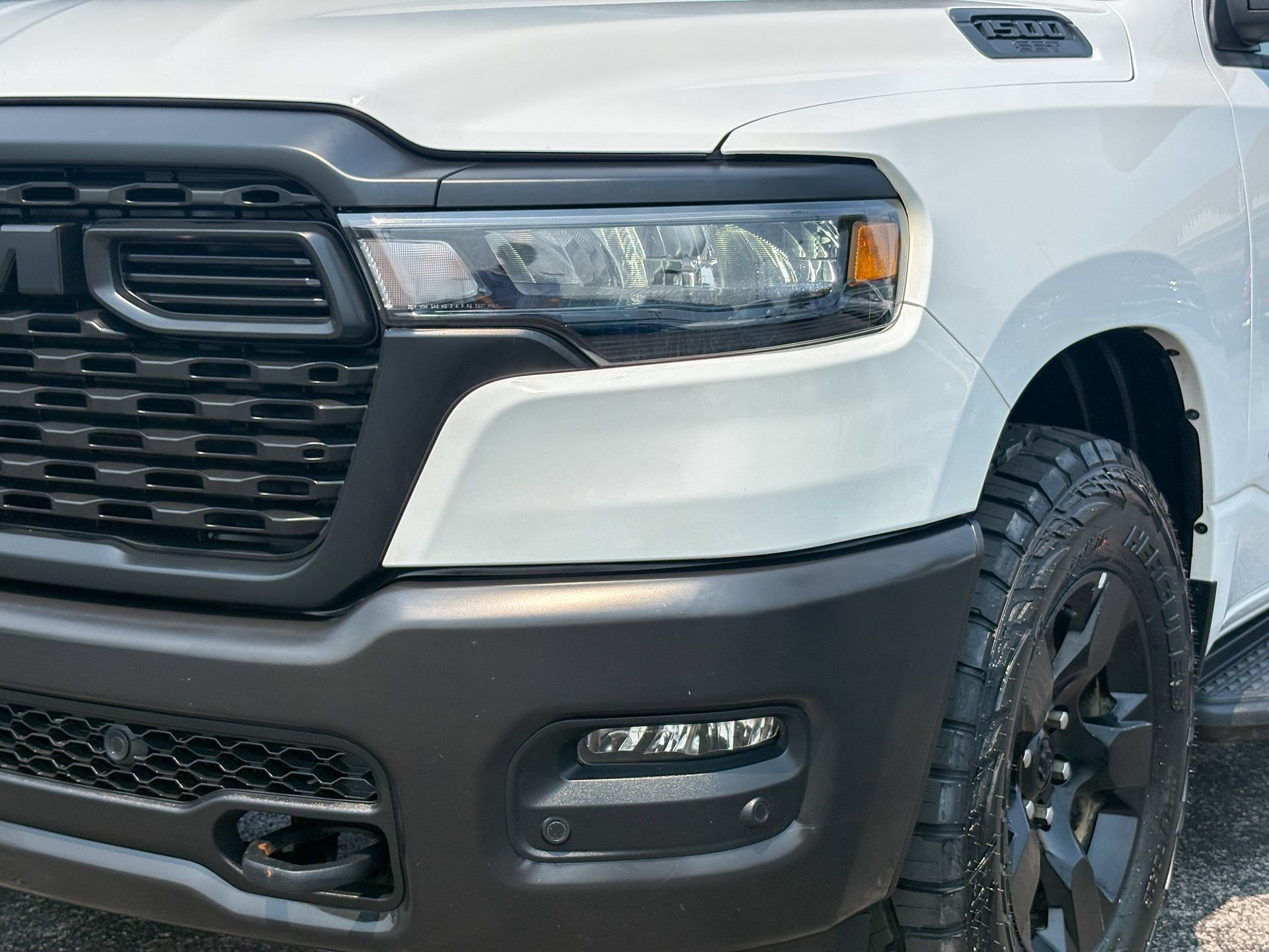 Used 2025 RAM 1500 Warlock AWD/4WD image 6