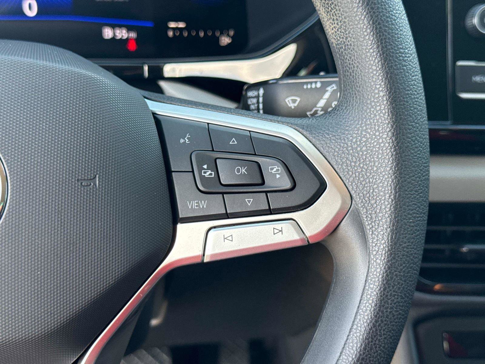 Used 2022 Volkswagen Taos S image 25