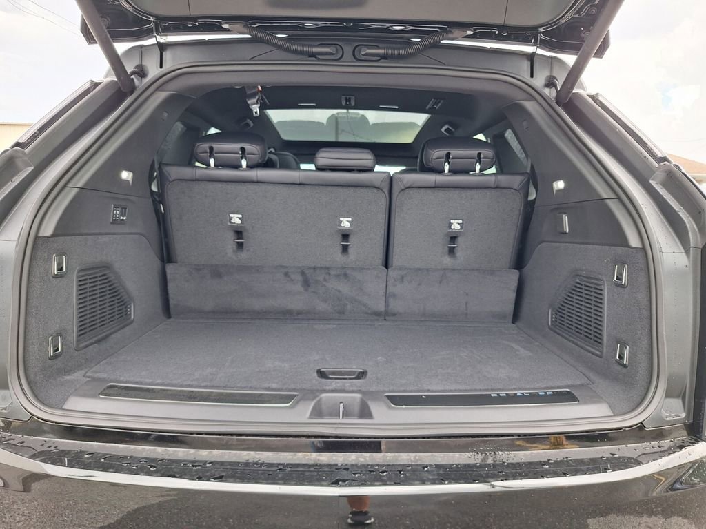 New 2026 Cadillac Escalade IQ Luxury 1 w/ LPO, Floor Liner Package image 27