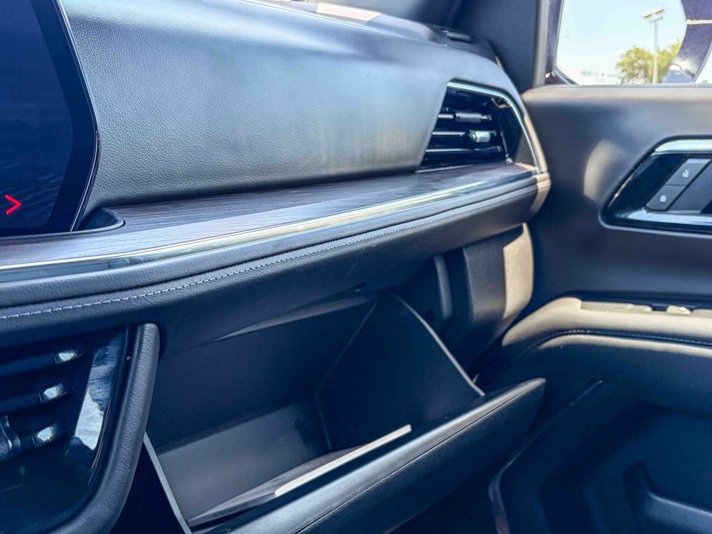 Used 2025 Chevrolet Tahoe LT image 51