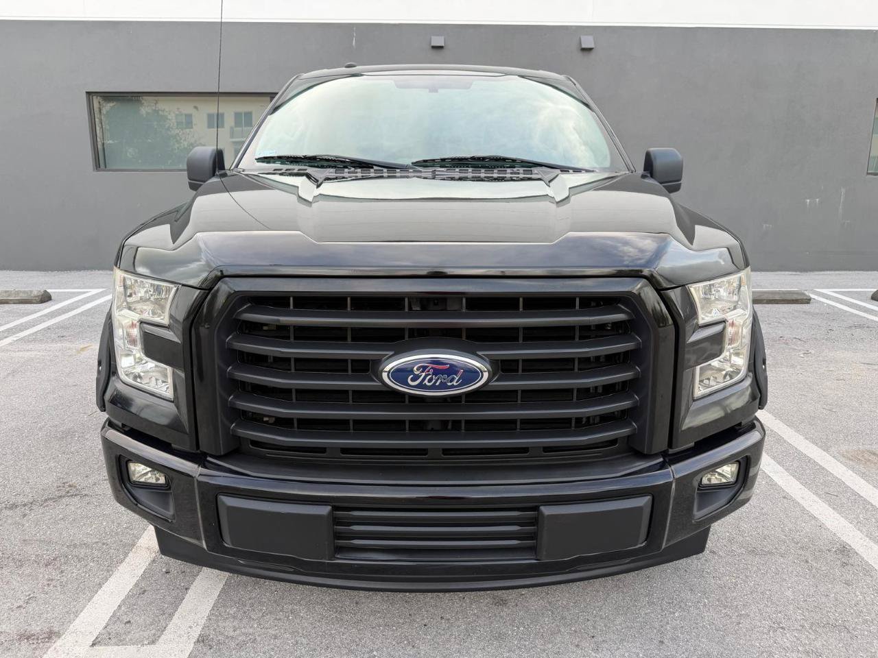 Used 2017 Ford F150 XL w/ Equipment Group 101A Mid RWD image 7