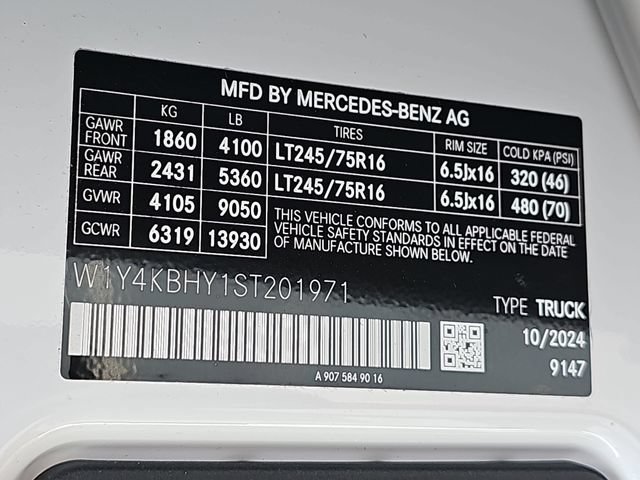 Used 2025 Mercedes-Benz Sprinter 2500 image 34